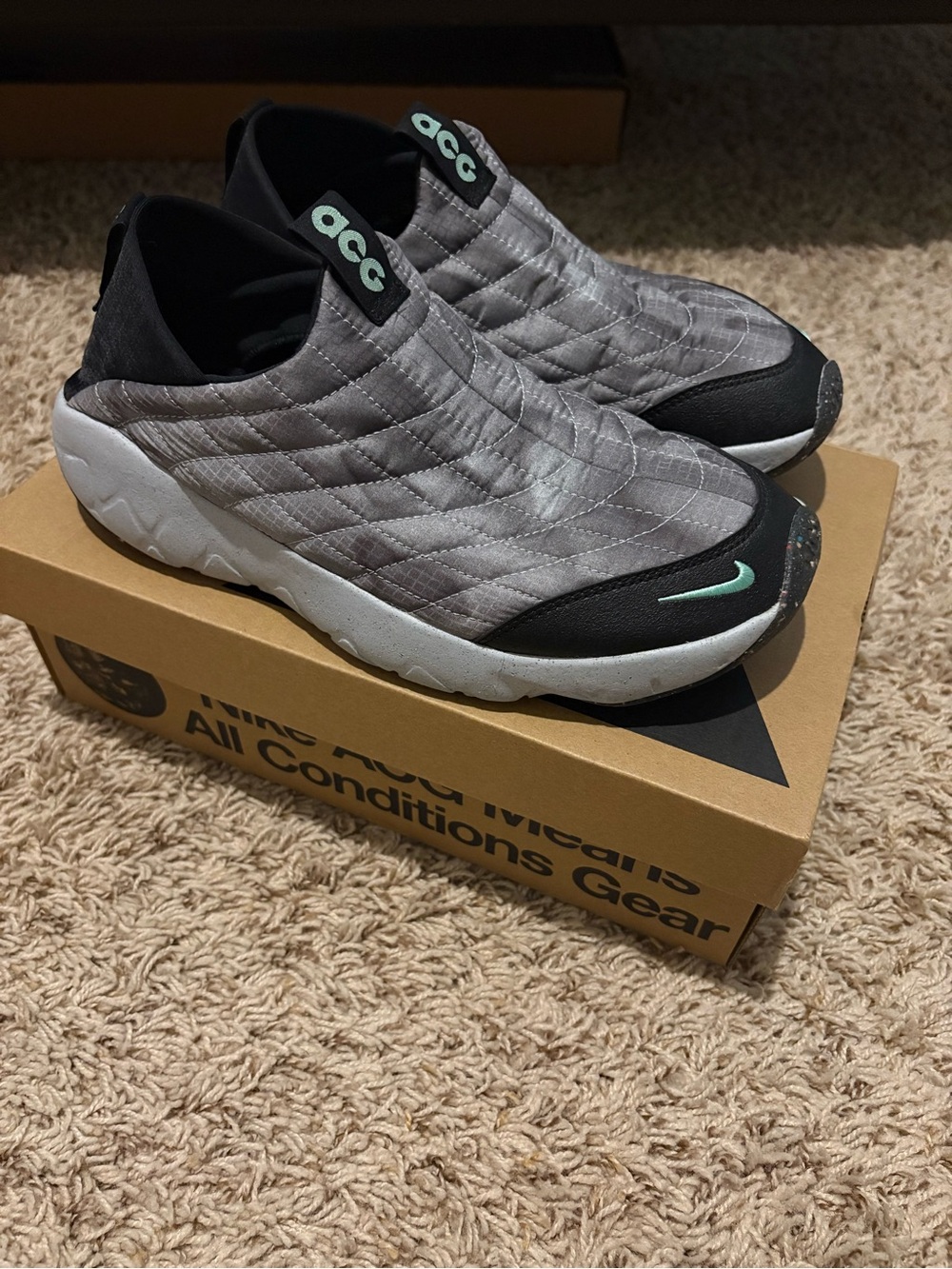 Nike ACG Quilted Slip-On Sneakers - Gray with Teal Swoosh